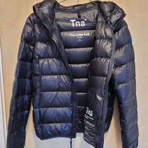 Aritzia tna Little Puff, Black, XS